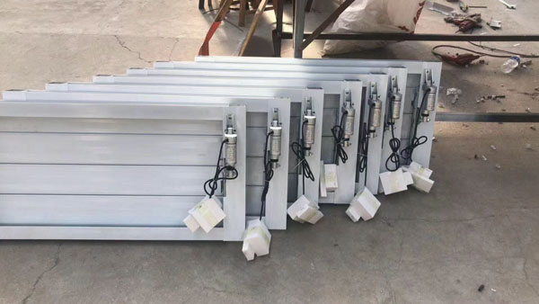 电动通风百叶窗