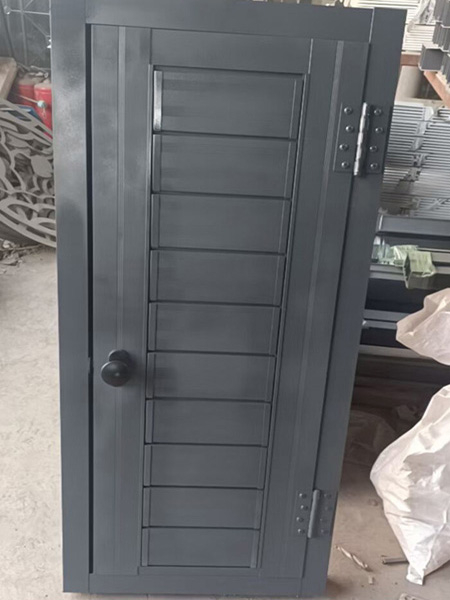 手动百叶窗工作